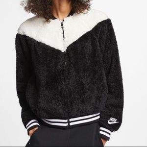 Nike Sportswear Women's Sherpa Bomber jacket